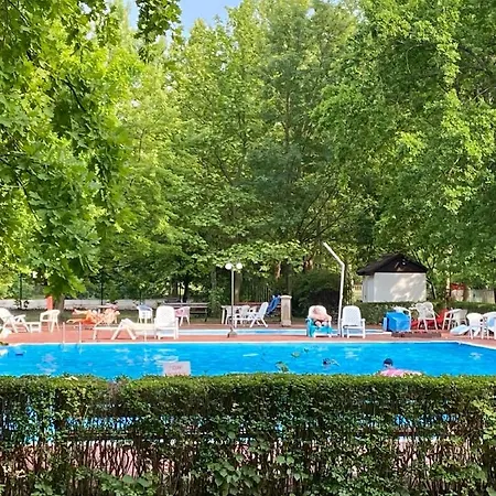 Napsugar Retro Διαμέρισμα Gárdony