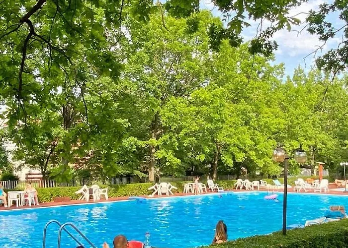 Napsugar Retro Lägenhet *