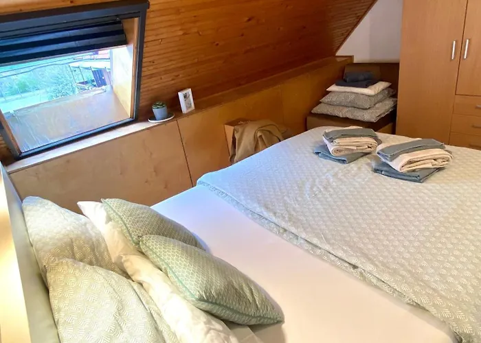 Napsugar Retro Lägenhet