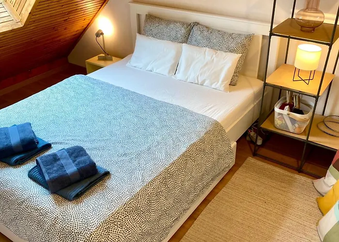 Napsugar Retro Lägenhet Gárdony